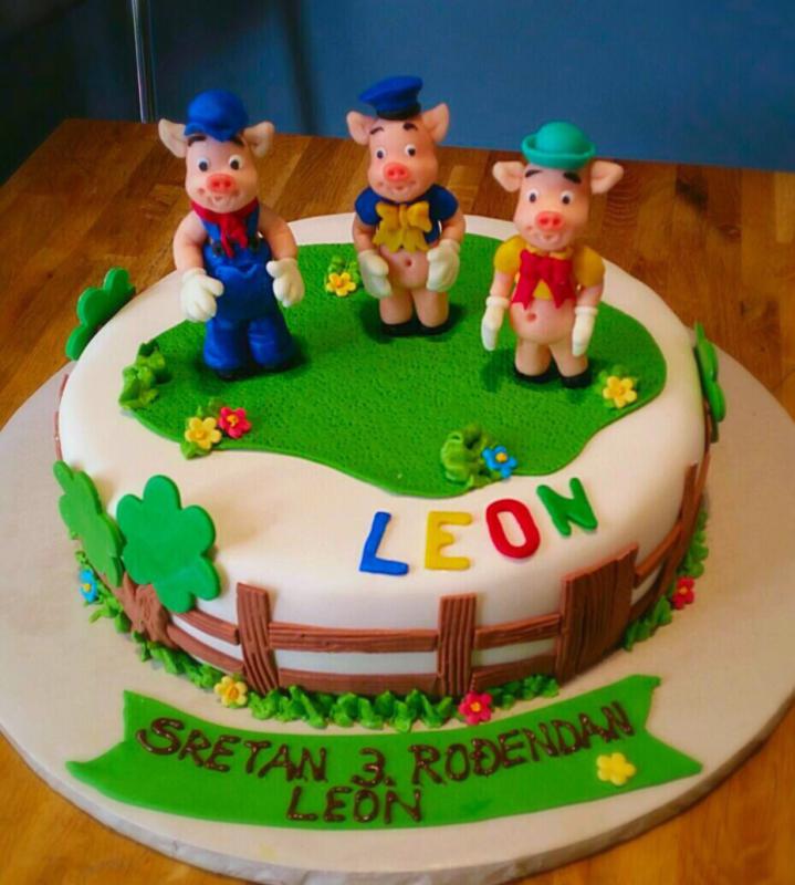 Torta tri praščića, three little pigs, vuk 1 (249)