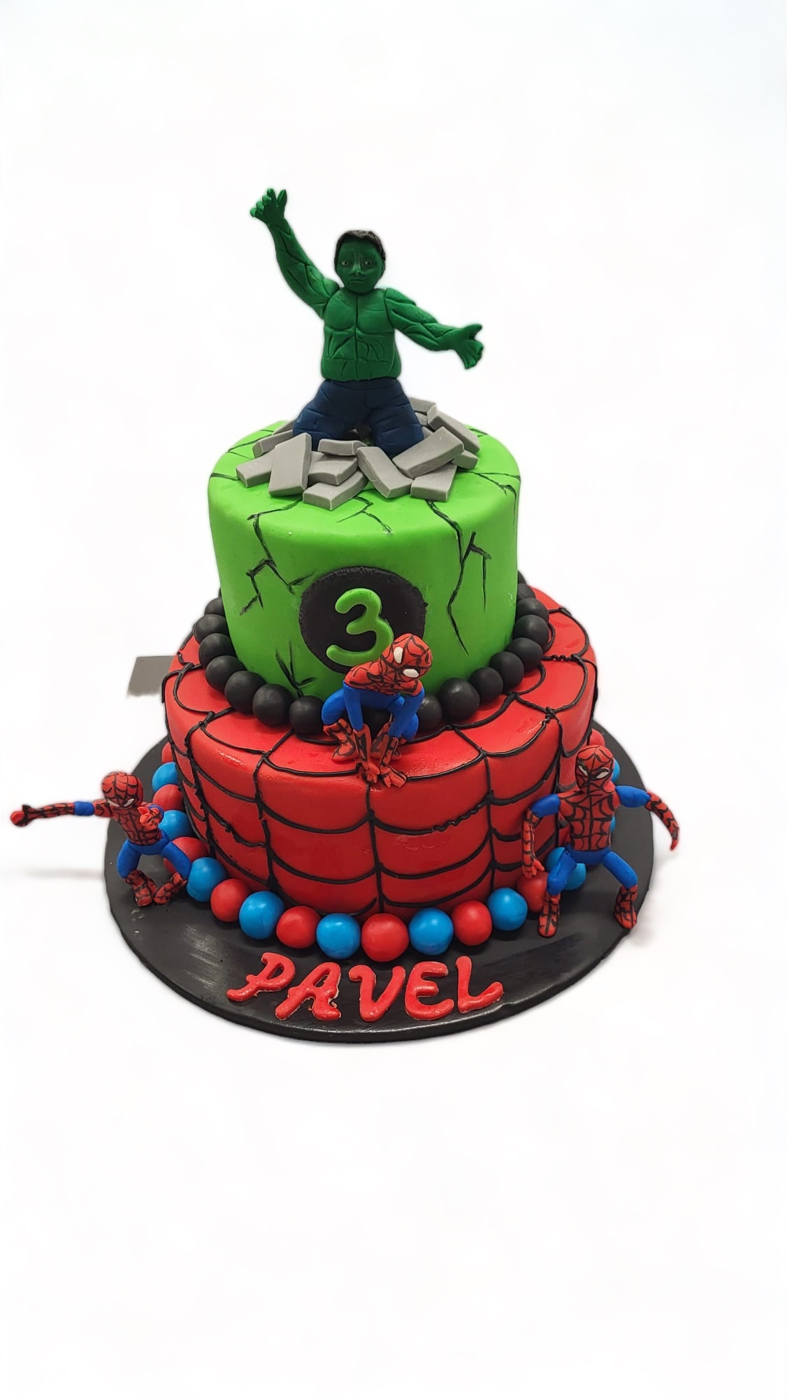 Hulk & Spiderman cake (91)
