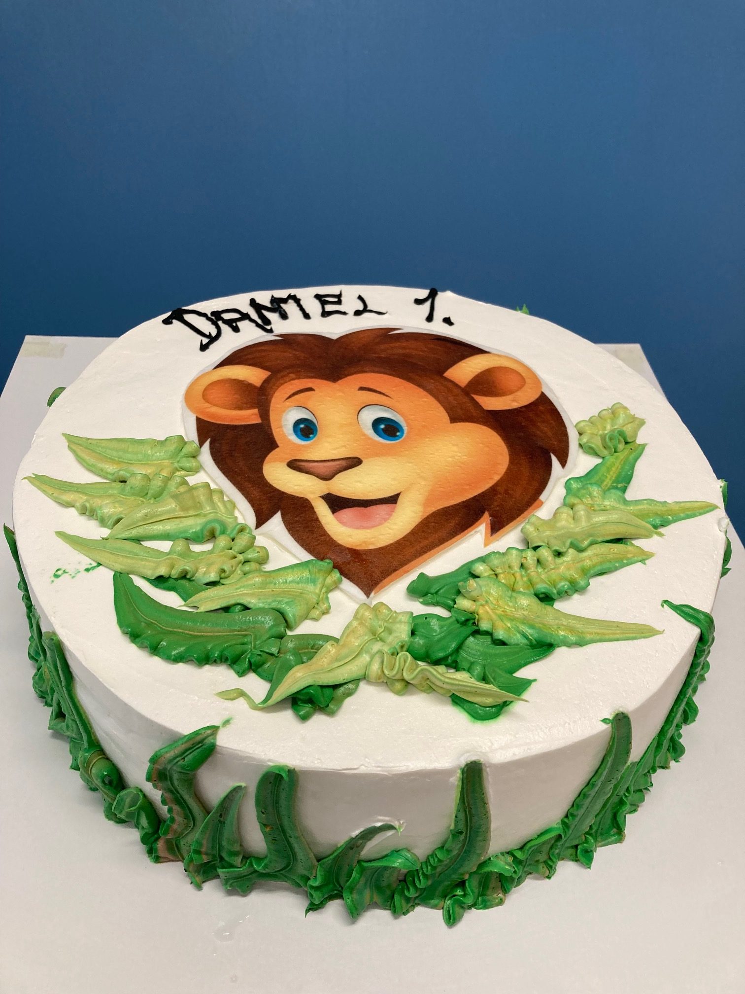 Torta Lav, Lion (694)