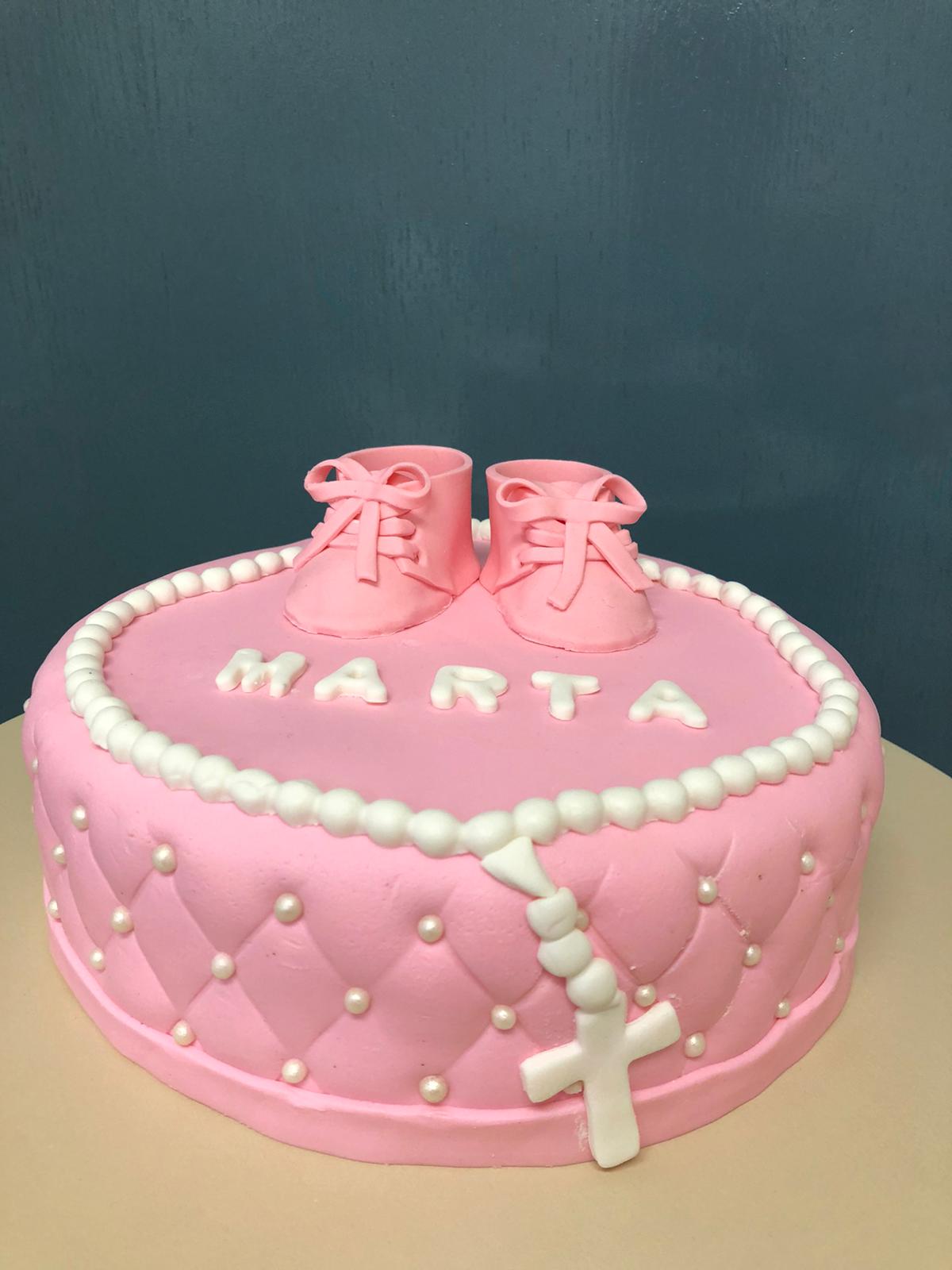 Torta za krštenje, roza, cipelice i krunica (468)
