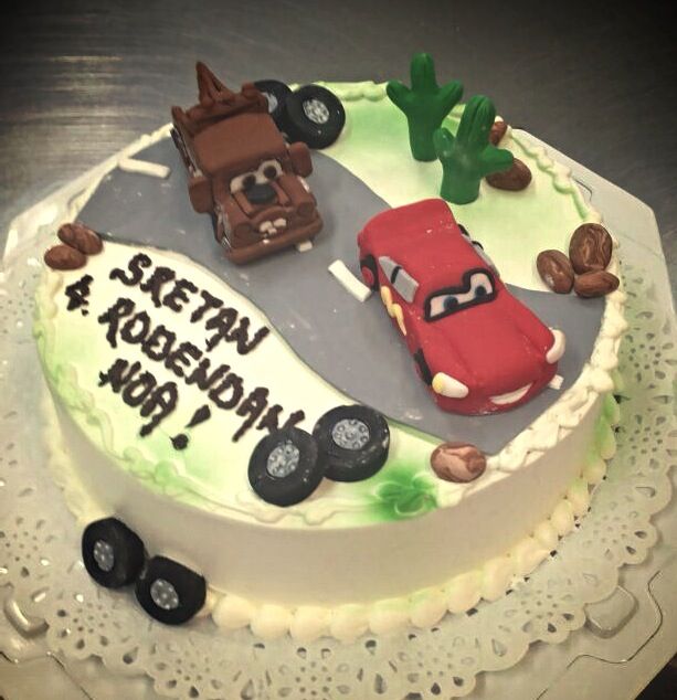 Torta autić jurić i šlep, cars (139)