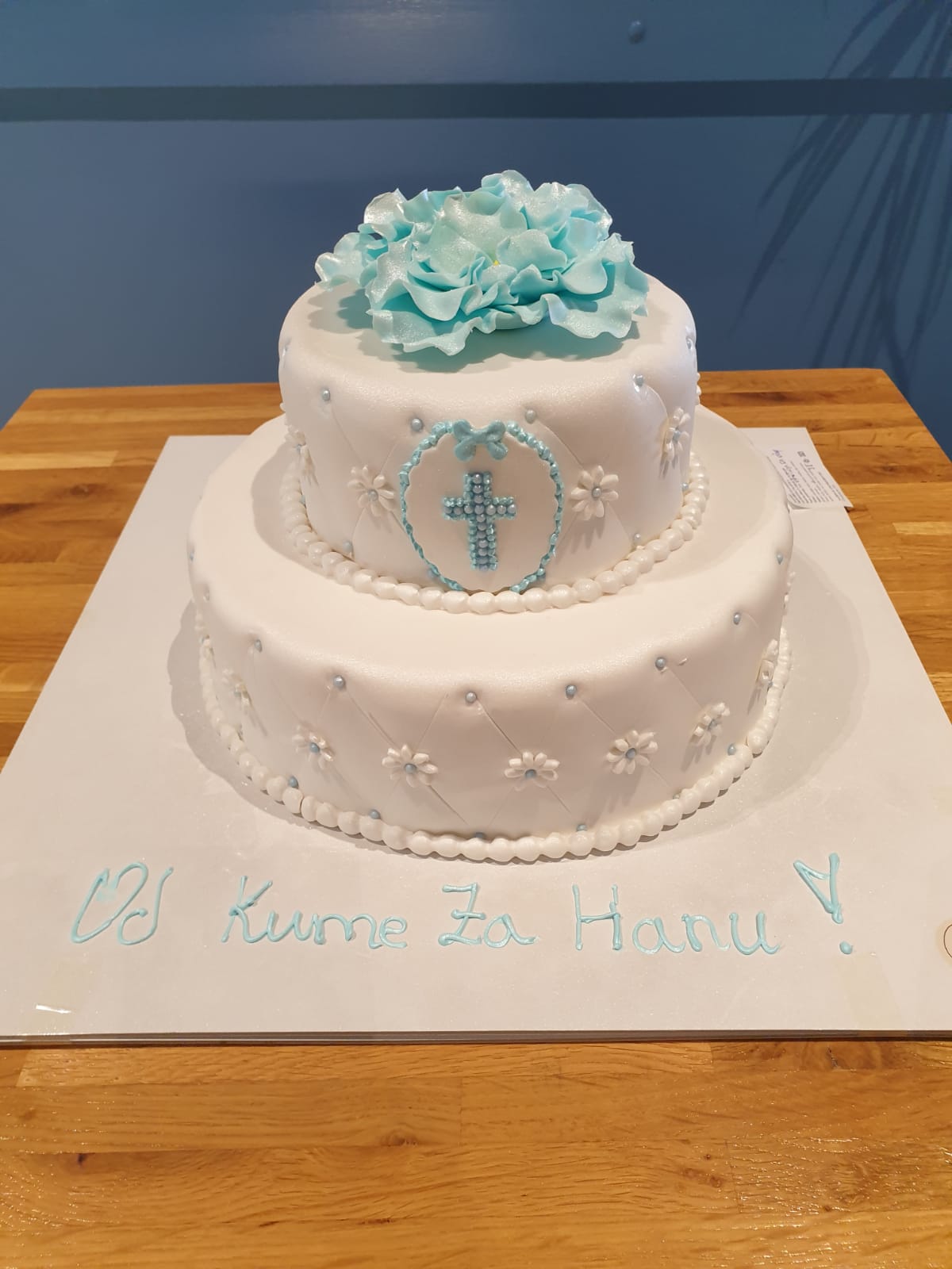 Torta sa križićem, tratinčicama i plavim cvijećem (456)