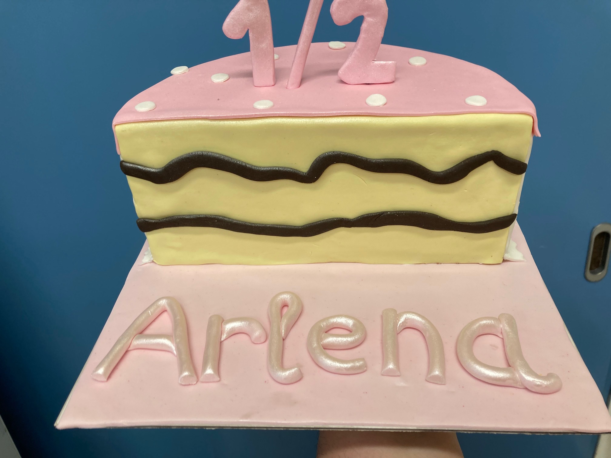 Torta pola torte, roza , pola godine (248)