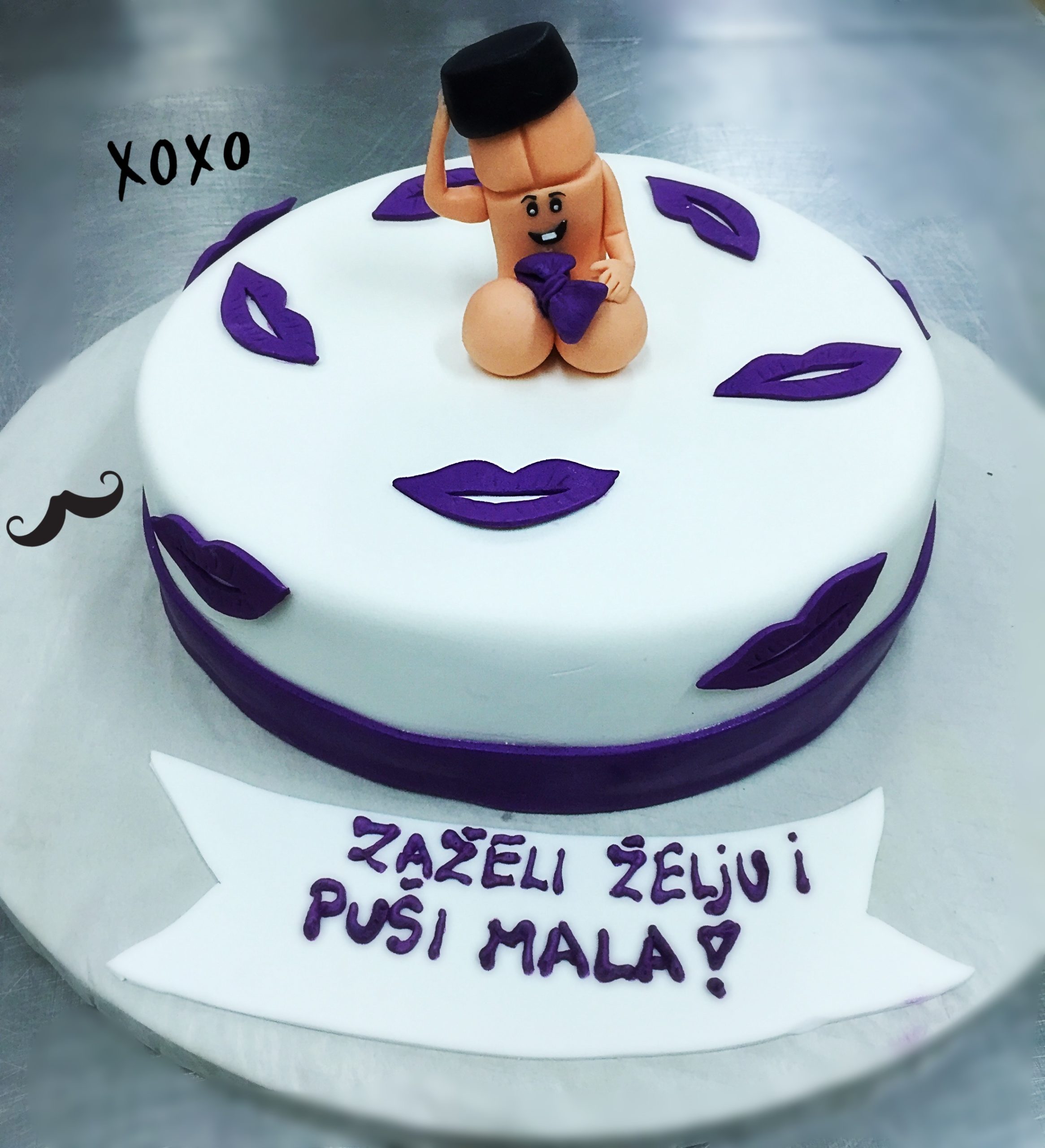 Torta za djevojačku, poljupci , puse (367)