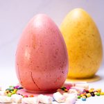 Uskršnje jaje punjeno bombonima (breakable chocolate egg) (891)