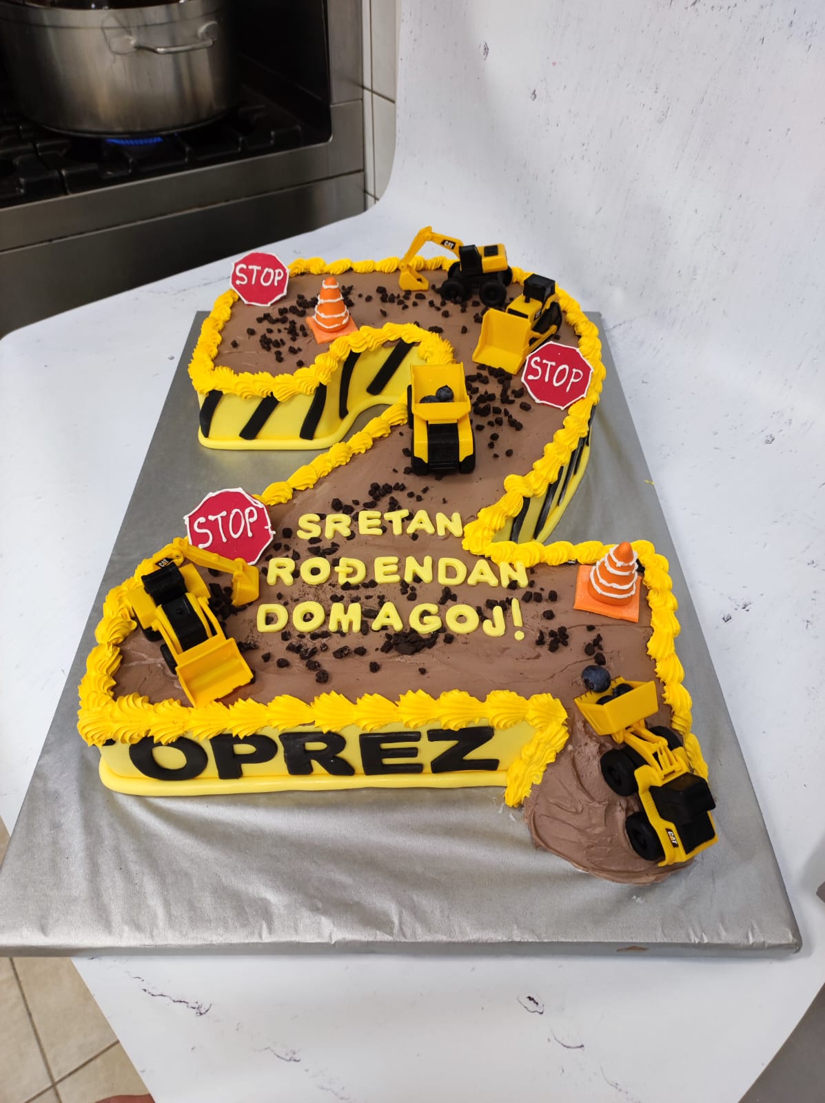 Torta bageri, kamioni (643)