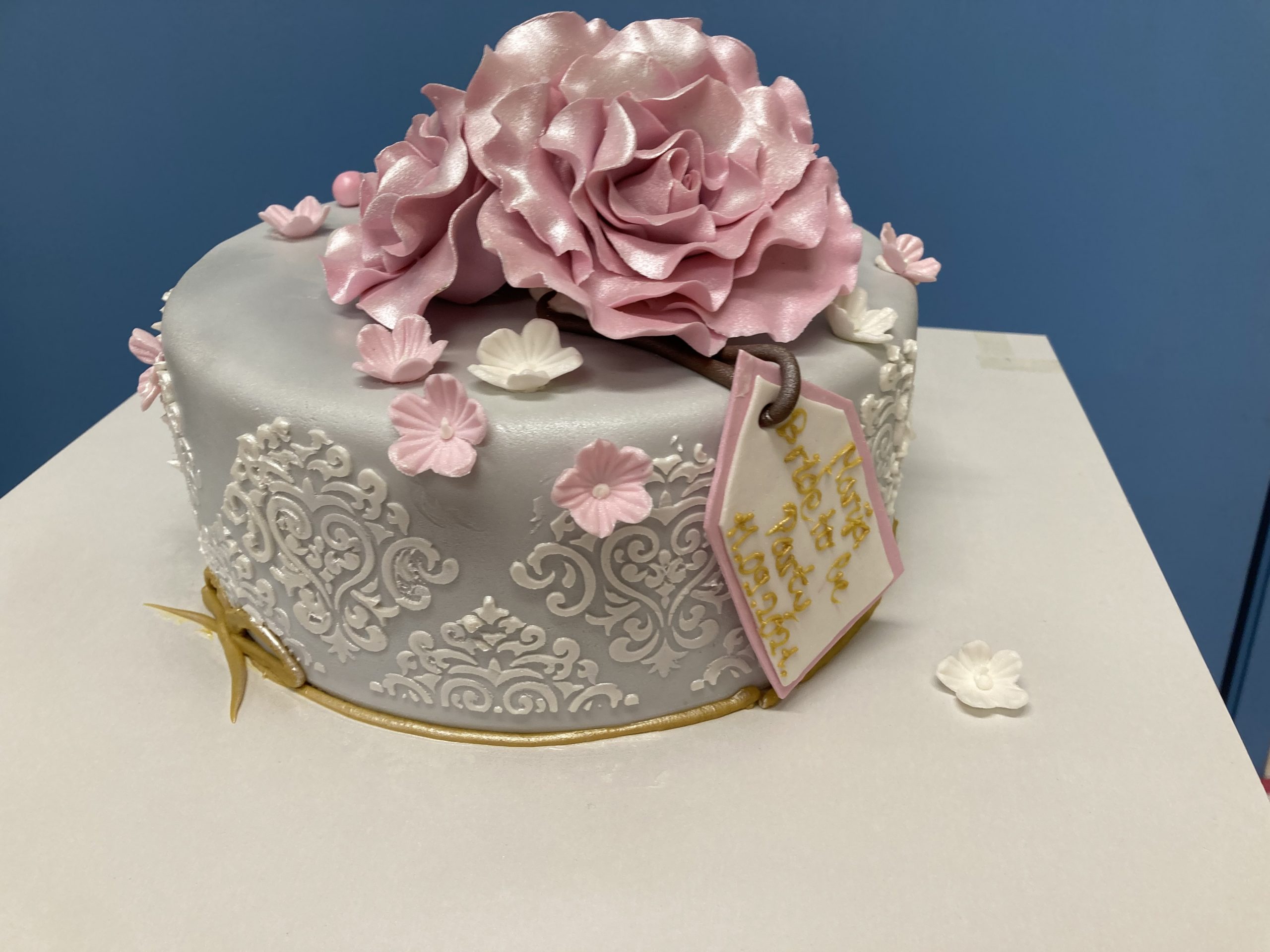 Torta za djevojačku, roza ruža elegantna (598)