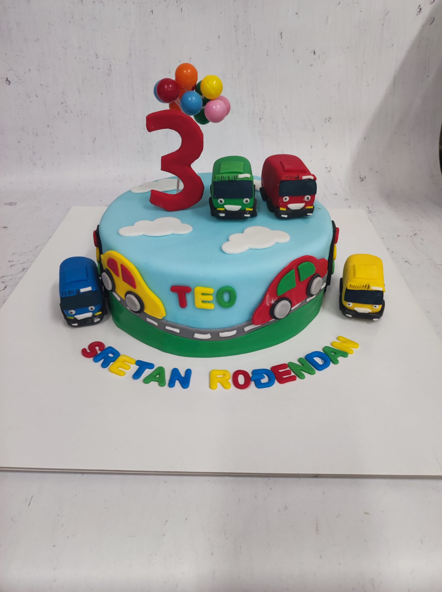 Torta autobusi (682)