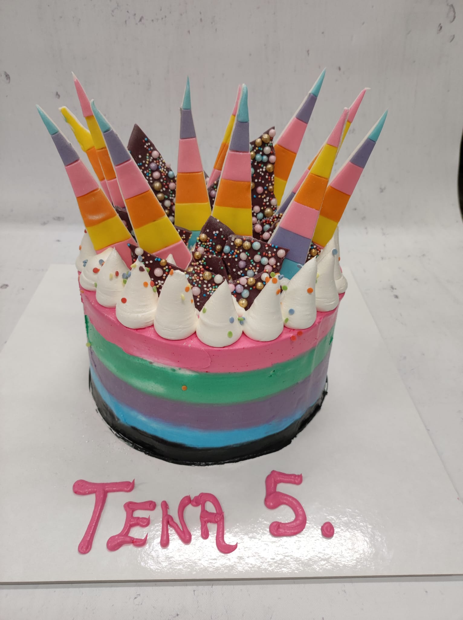 Torta boje (211)