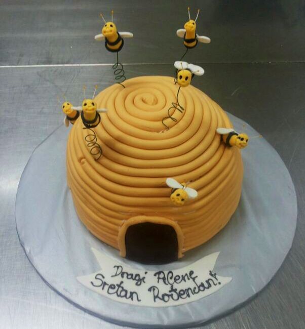 Torta pčele,košnica,bees ,hive (157)