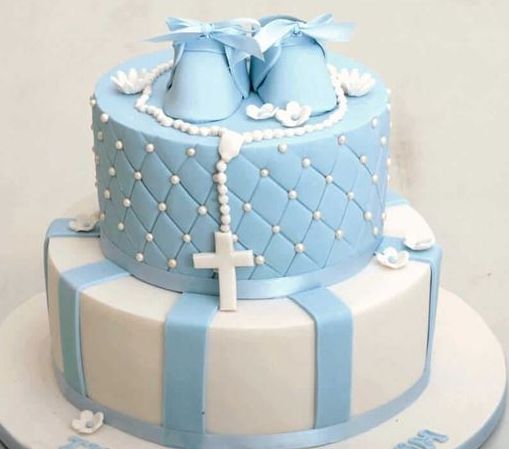 Torta za krštenje, plava, krunica i cipelice (447)