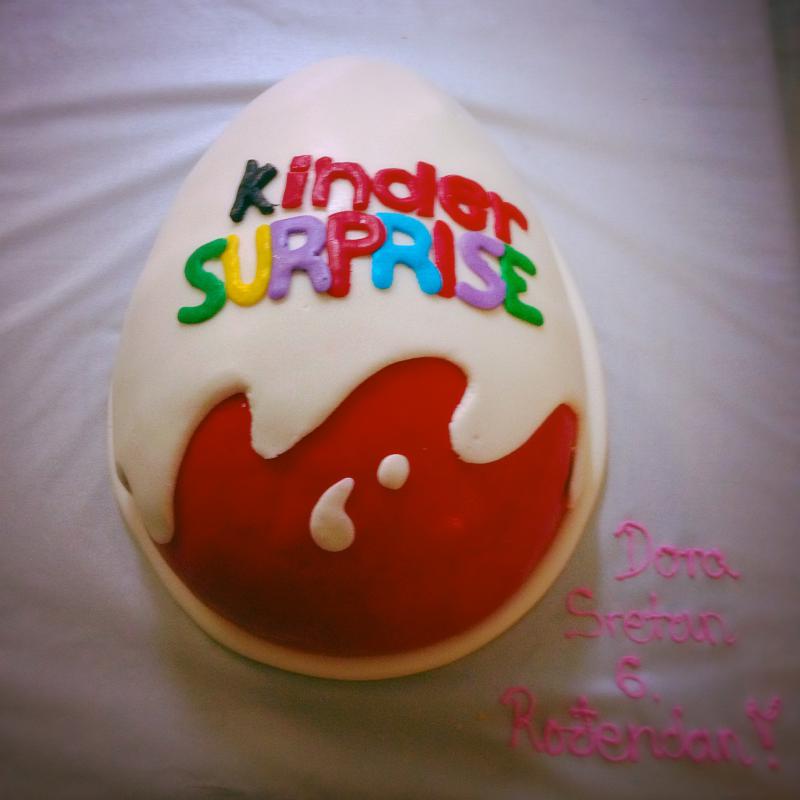 Torta Kinder jaje (303)
