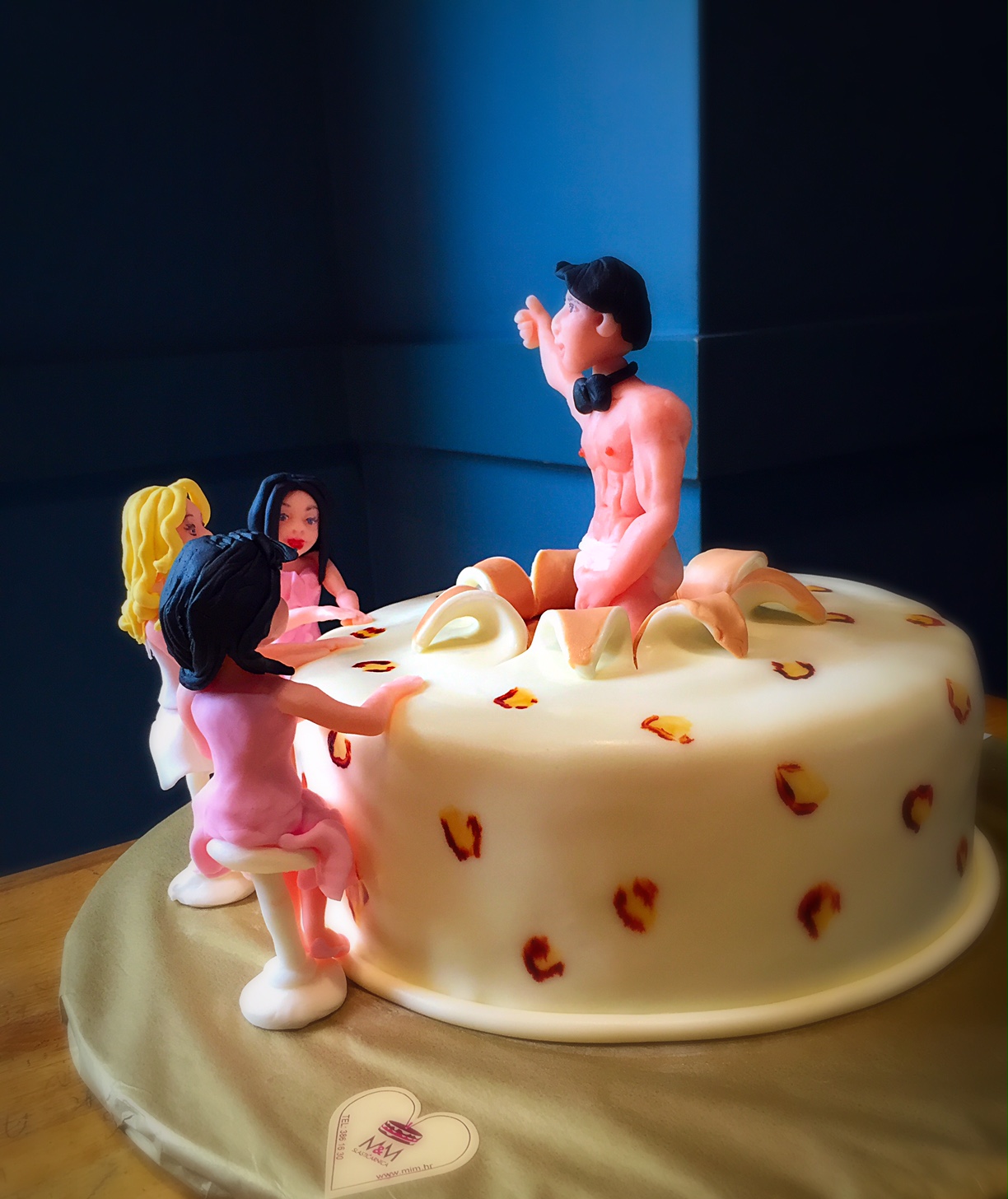 Torta za djevojačku, striptiz club (400)