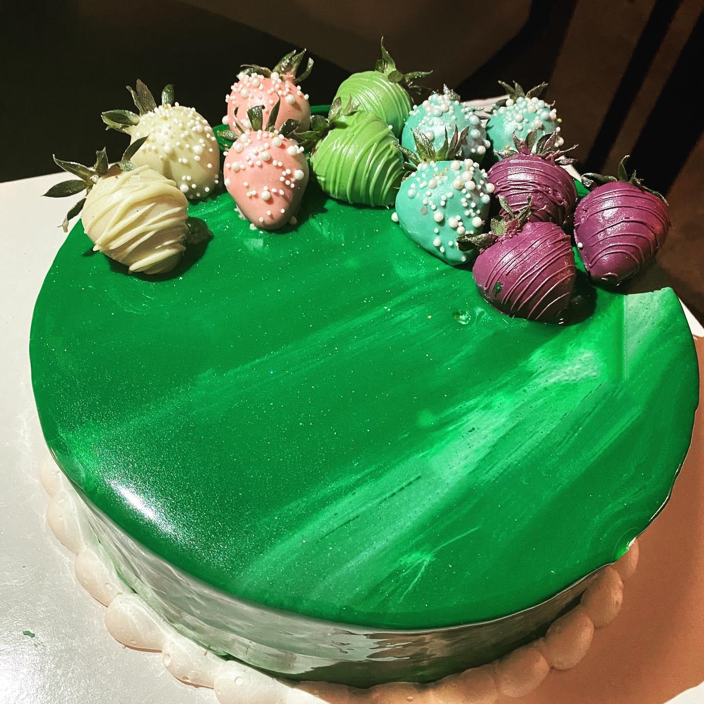Staklena glazura zelena/mirror glaze green (3)