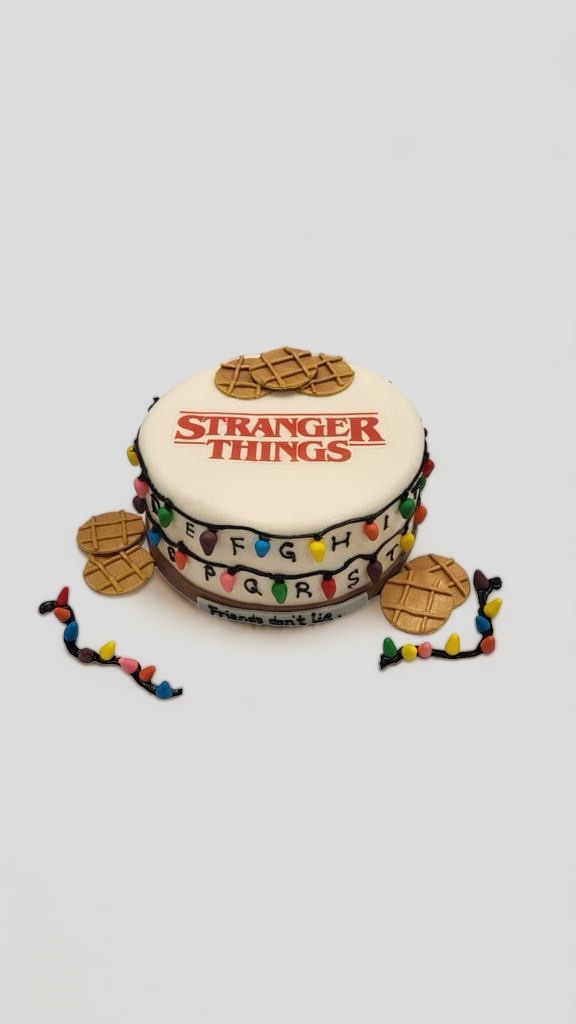Stranger things torta (48)